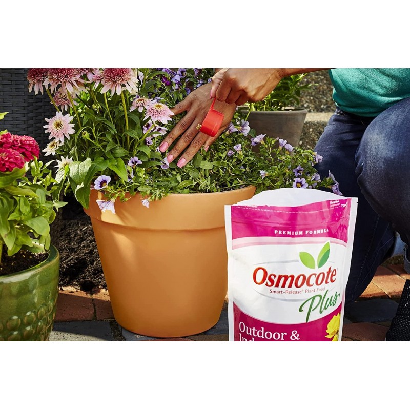 Osmocote Smart Release Plant Food Plus Outdoor & Indoor, Plant Fertilizer, 8 lbs. (4-Pack)